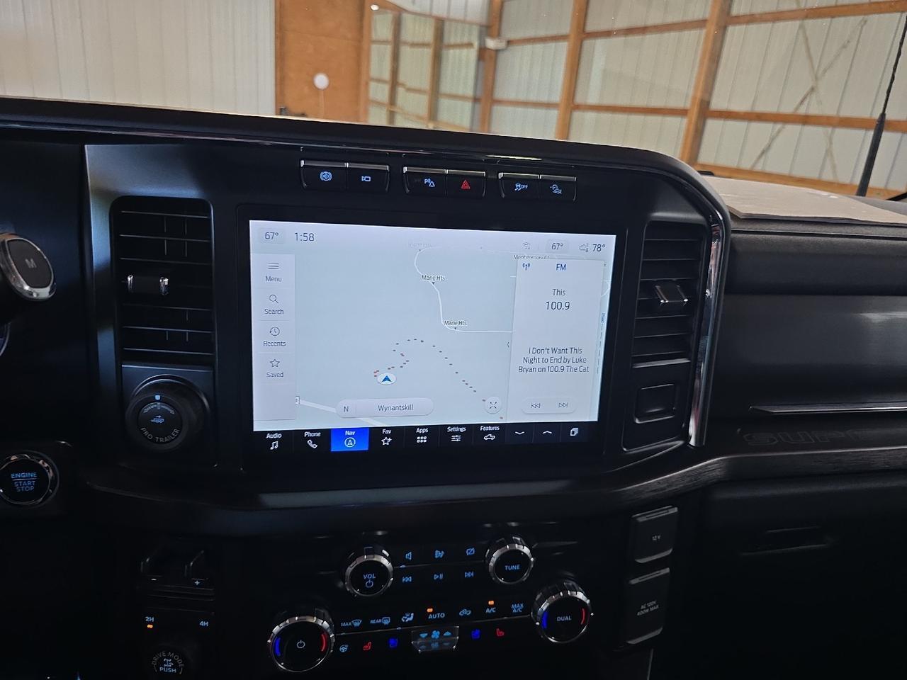 2023 Ford Super Duty F-250 SRW LARIAT Sand Lake NY