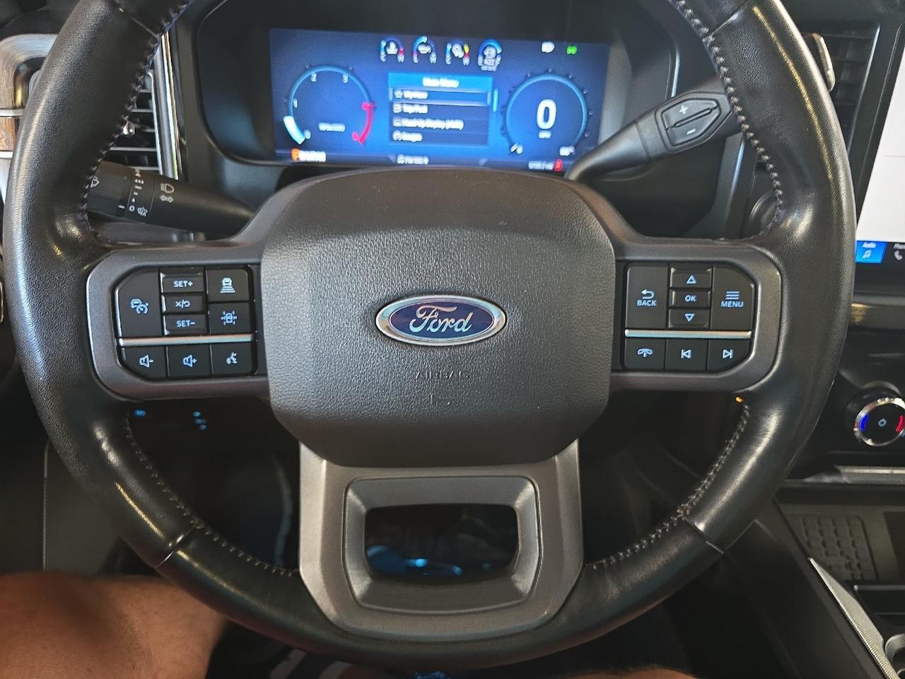 2023 Ford Super Duty F-250 SRW LARIAT Sand Lake NY