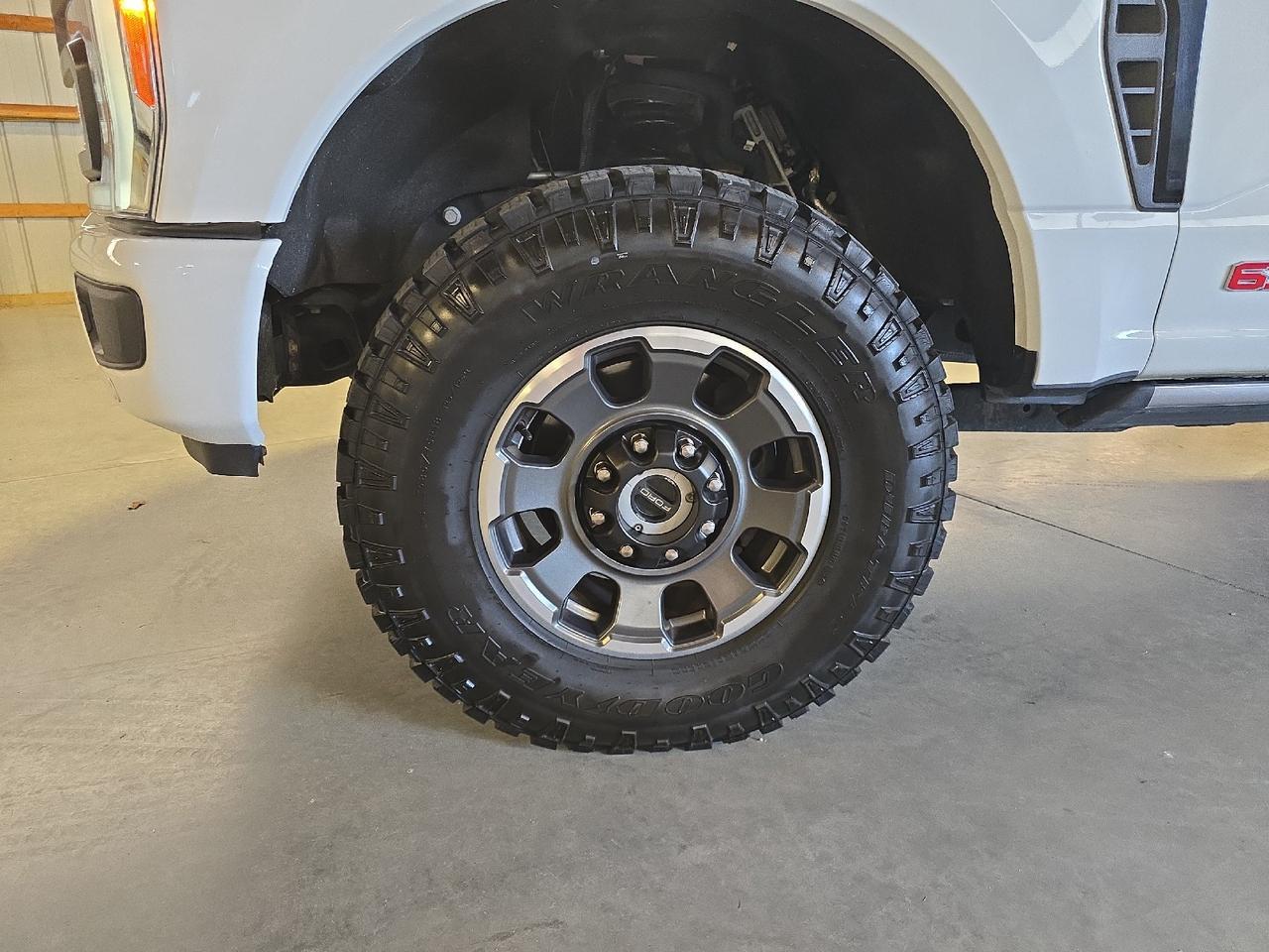 2023 Ford Super Duty F-250 SRW LARIAT Sand Lake NY