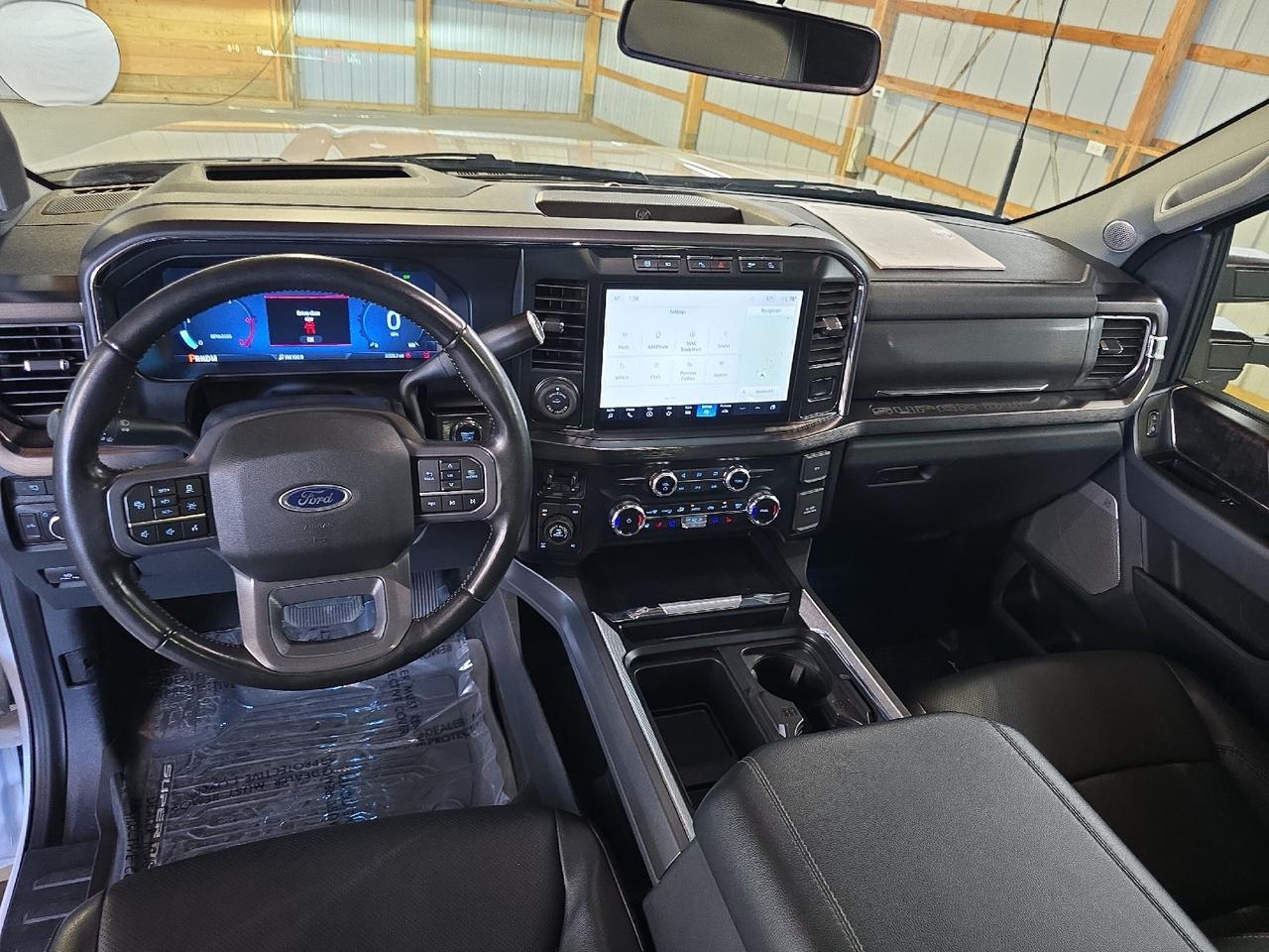 2023 Ford Super Duty F-250 SRW LARIAT Sand Lake NY