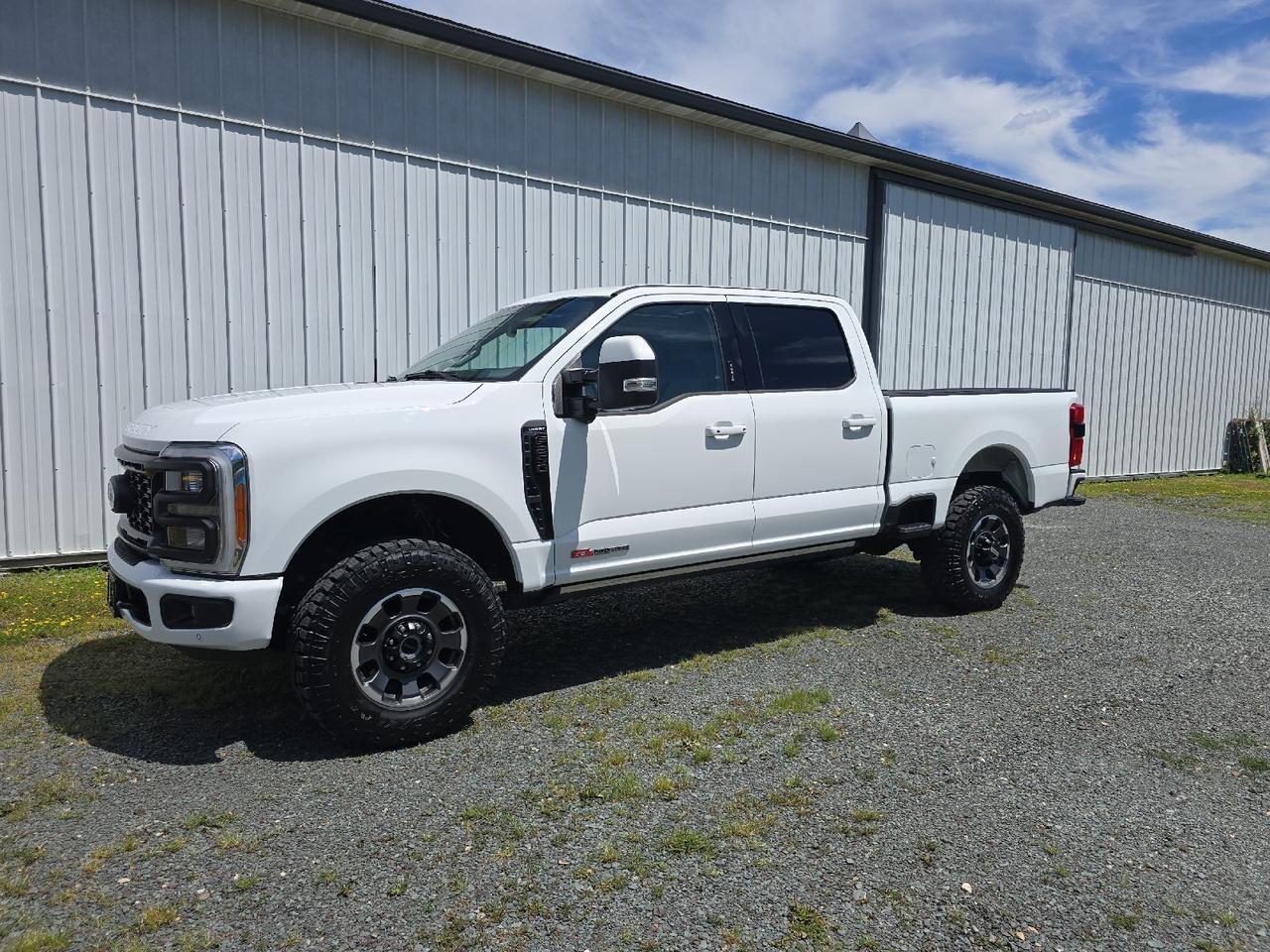 2023 Ford Super Duty F-250 SRW LARIAT Sand Lake NY