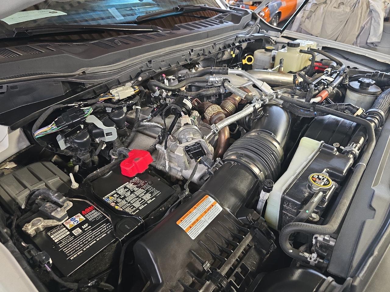 2023 Ford Super Duty F-250 SRW LARIAT Sand Lake NY