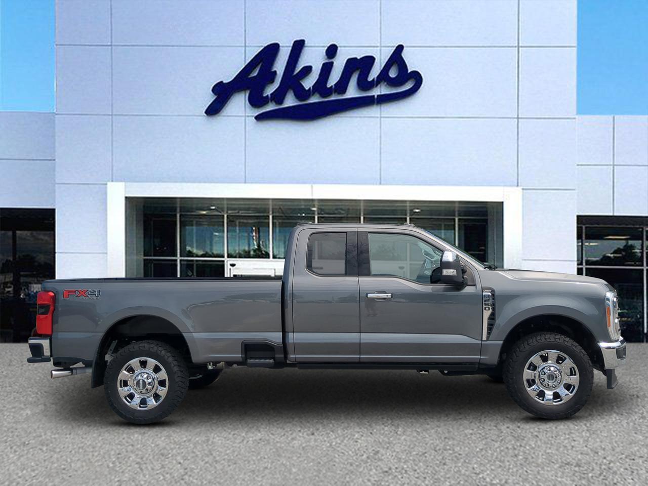 2023 Ford Super Duty F-250 SRW LARIAT