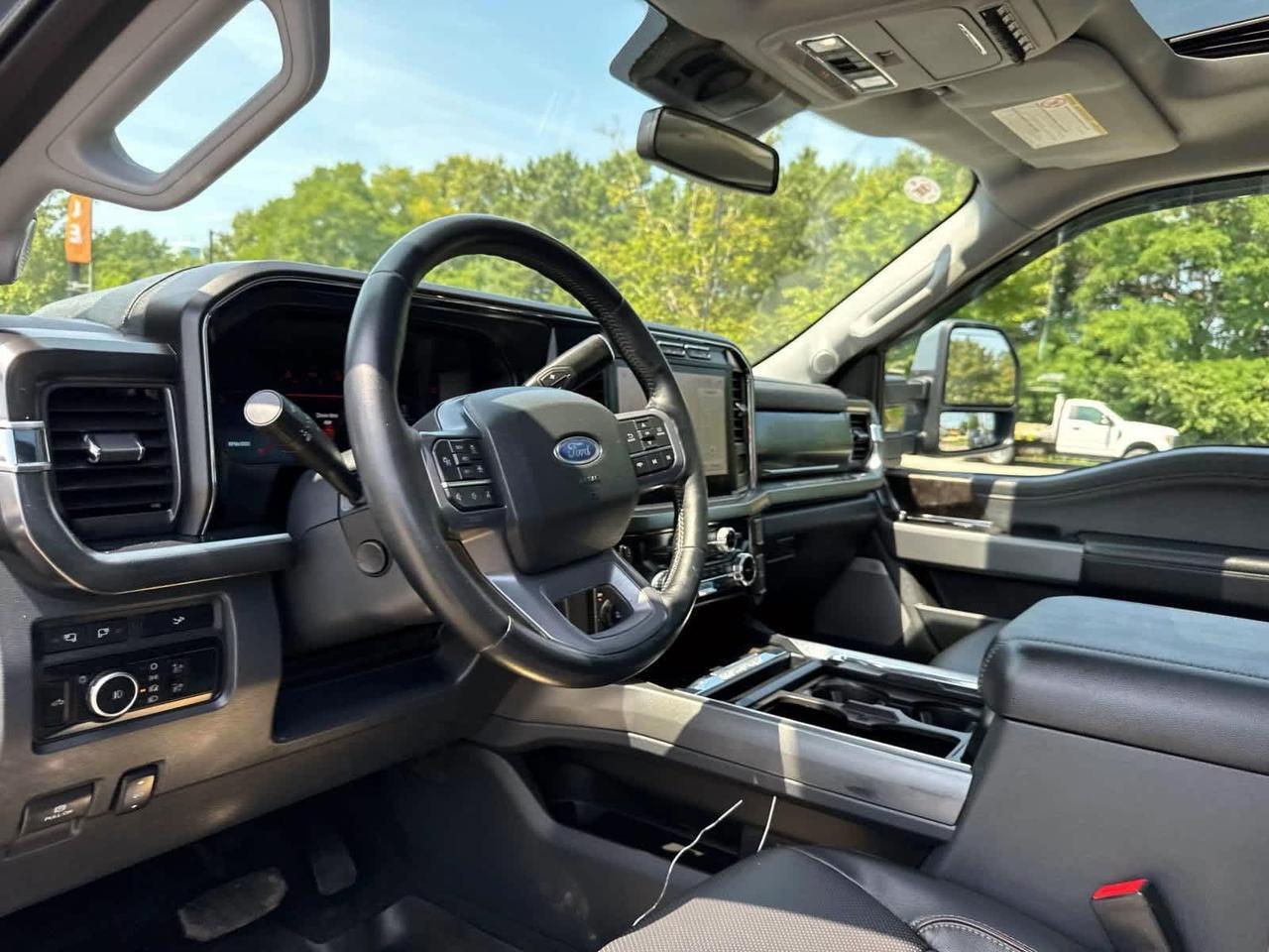 2023 Ford Super Duty F-250 SRW LARIAT Plymouth MA