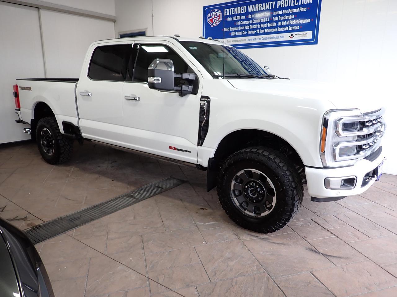 2023 Ford Super Duty F-250 SRW PLATINUM CREW CAB 4WD *DIESEL*