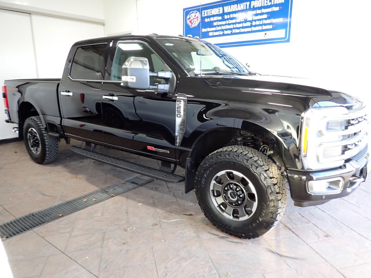 2023 Ford Super Duty F-250 SRW PLATINUM CREW LEATHER SUNROOF TREMOR 4WD *DIESEL*