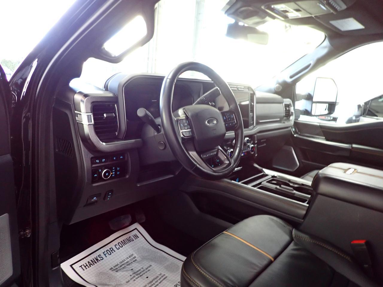 2023 Ford Super Duty F-250 SRW PLATINUM CREW LEATHER SUNROOF TREMOR 4WD *DIESEL* Listowel ON