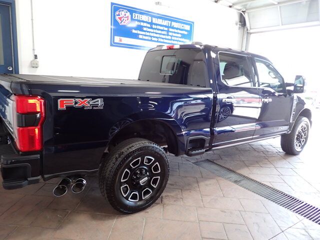 2023 Ford Super Duty F-250 SRW PLATINUM LEATHER NAVI SUNROOF 4WD *DIESEL* Listowel ON