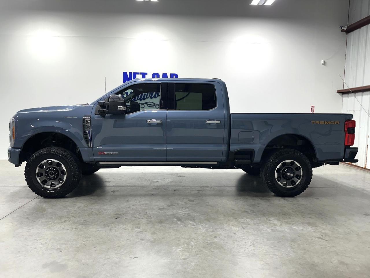 2023 Ford Super Duty F-250 SRW Platinum
