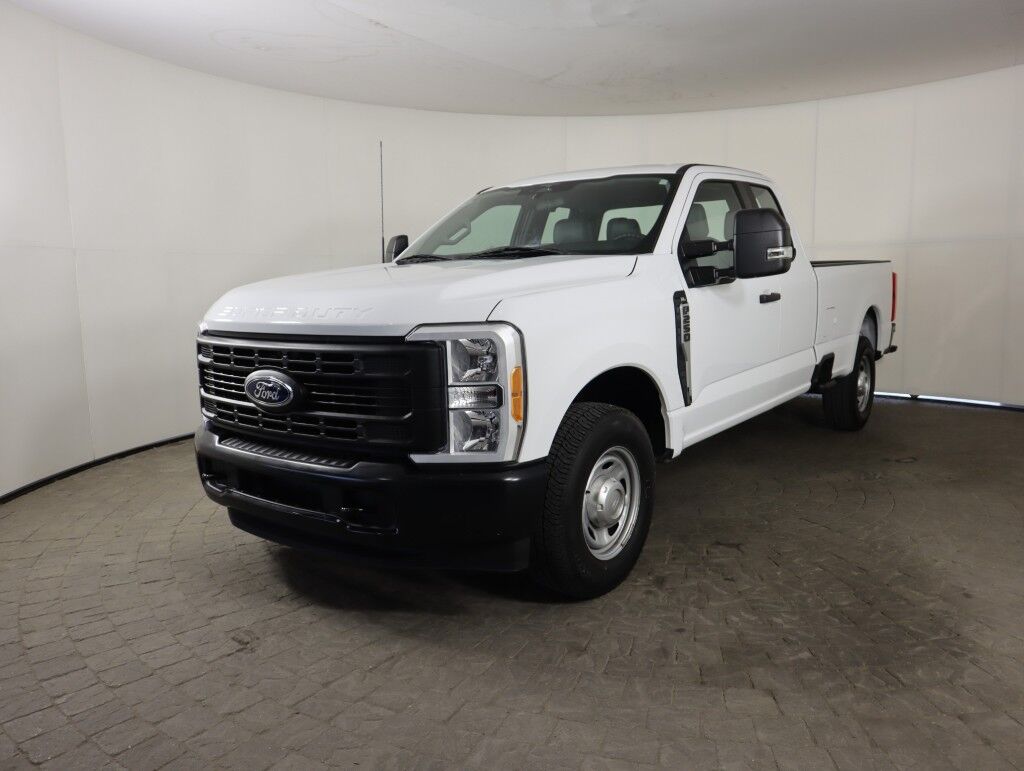 2023 Ford Super Duty F-250 SRW XL 2WD SuperCab 8&apos; Box Maumee OH