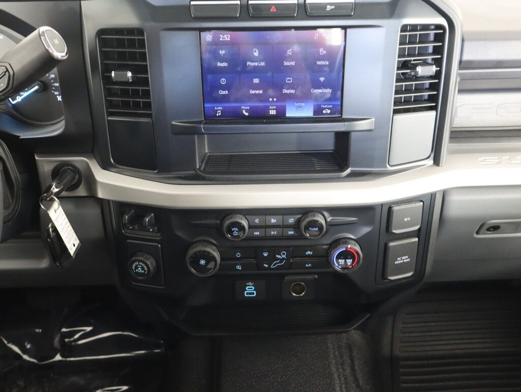 2023 Ford Super Duty F-250 SRW XL 2WD SuperCab 8&apos; Box Maumee OH