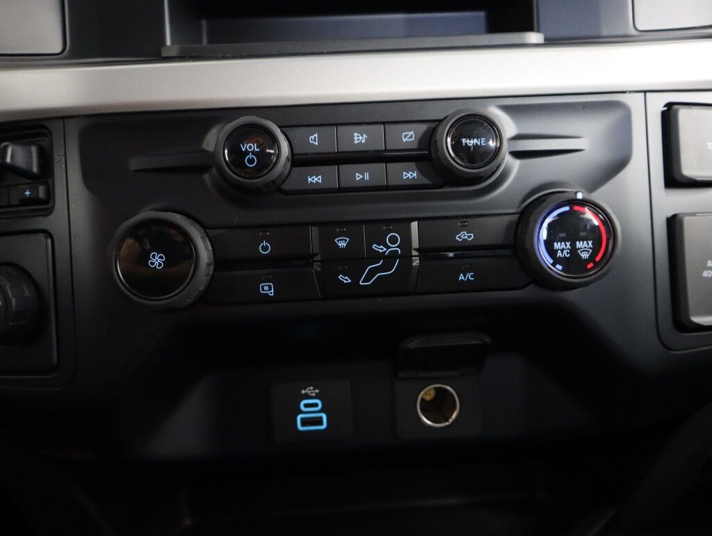 2023 Ford Super Duty F-250 SRW XL 2WD SuperCab 8&apos; Box Maumee OH