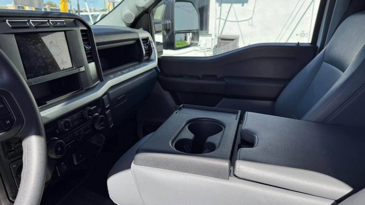 2023 Ford Super Duty F-250 SRW XL Miami FL