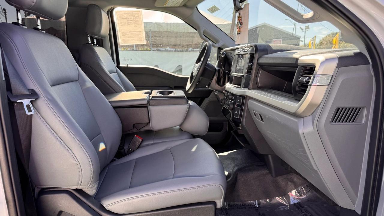 2023 Ford Super Duty F-250 SRW XL Miami FL