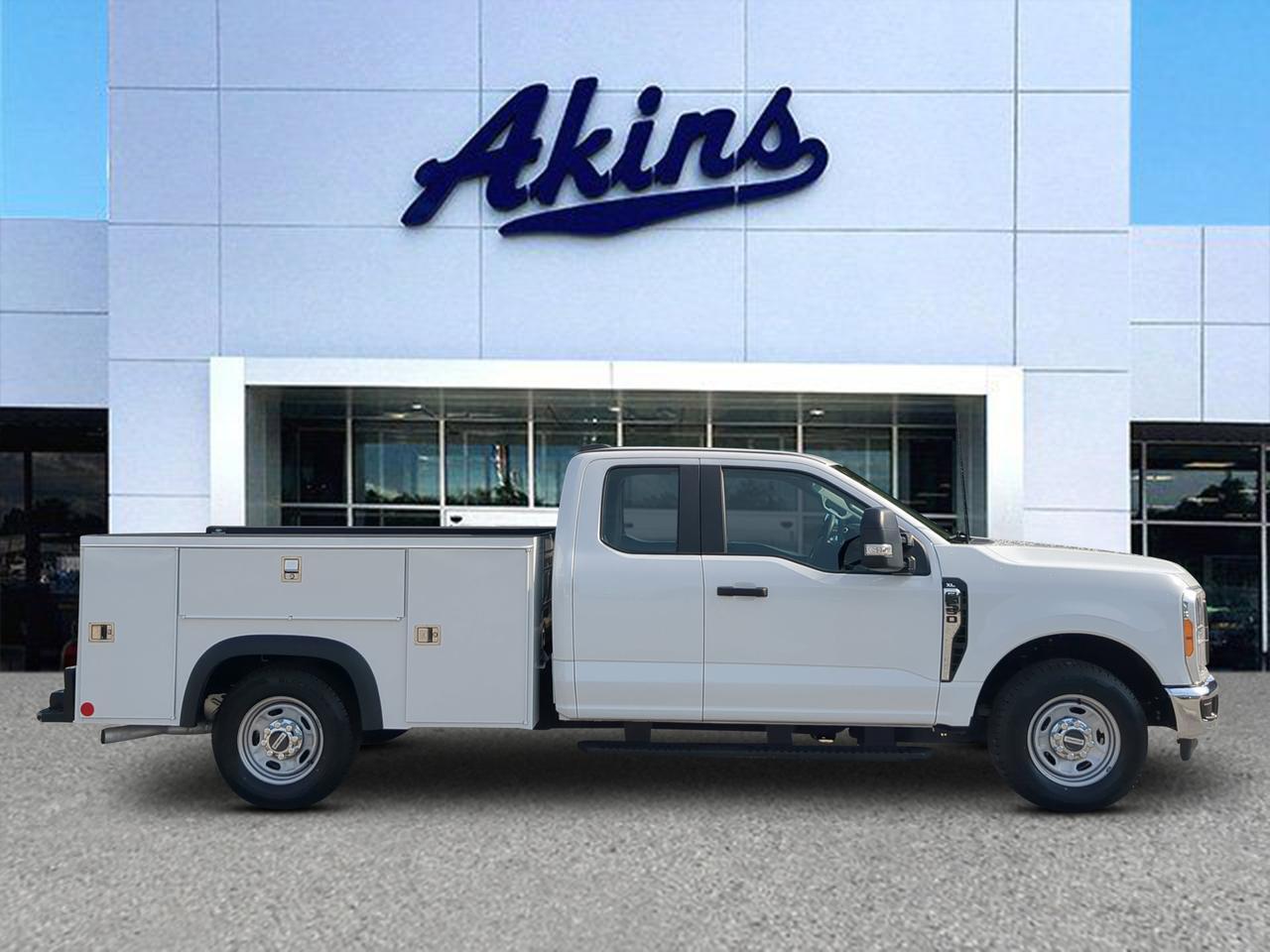 2023 Ford Super Duty F-250 SRW XL