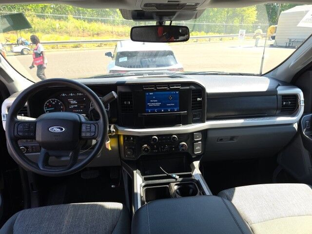 2023 Ford Super Duty F-250 SRW XLT
