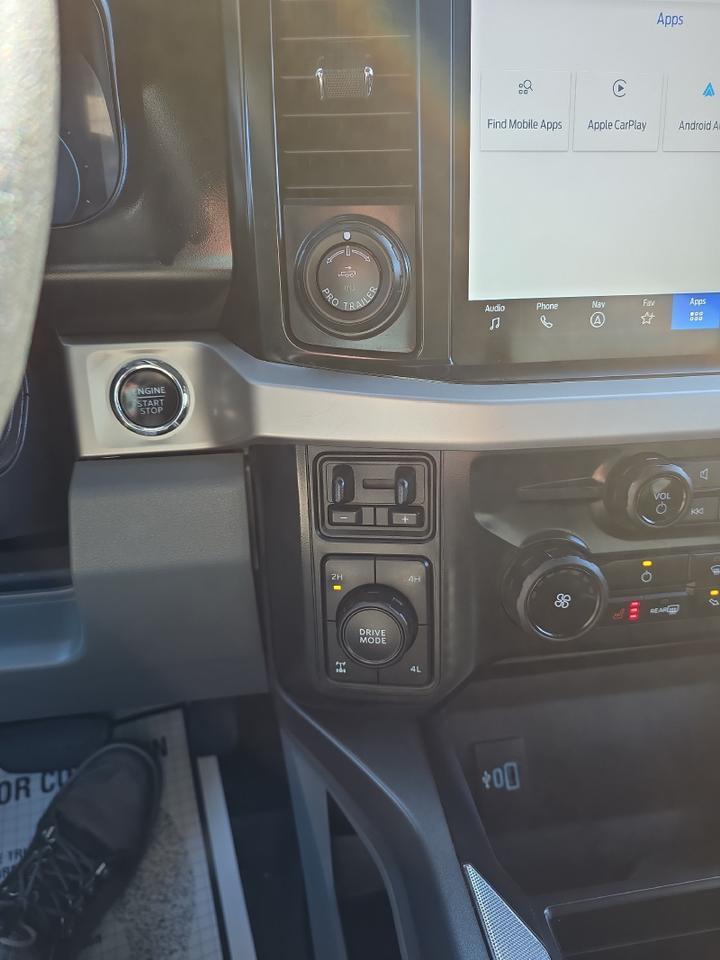 2023 Ford Super Duty F-250 SRW XLT Sand Lake NY