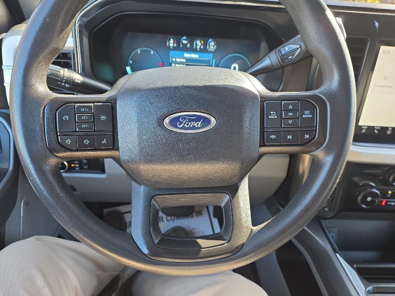 2023 Ford Super Duty F-250 SRW XLT Sand Lake NY