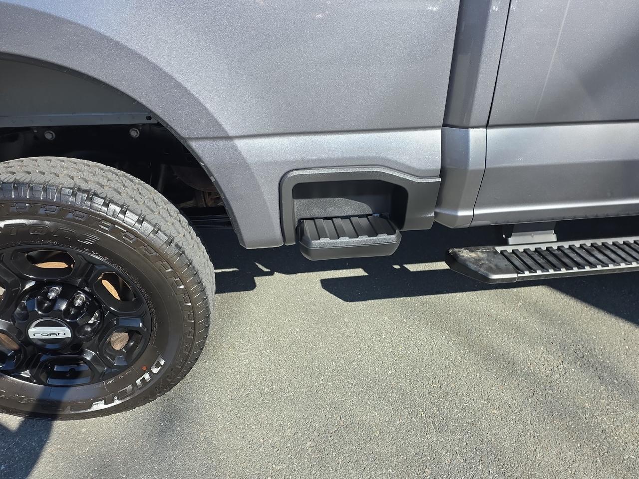 2023 Ford Super Duty F-250 SRW XLT Sand Lake NY