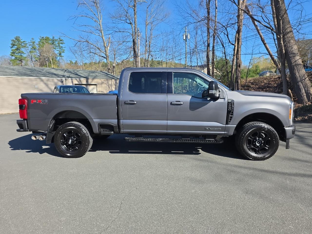 2023 Ford Super Duty F-250 SRW XLT Sand Lake NY