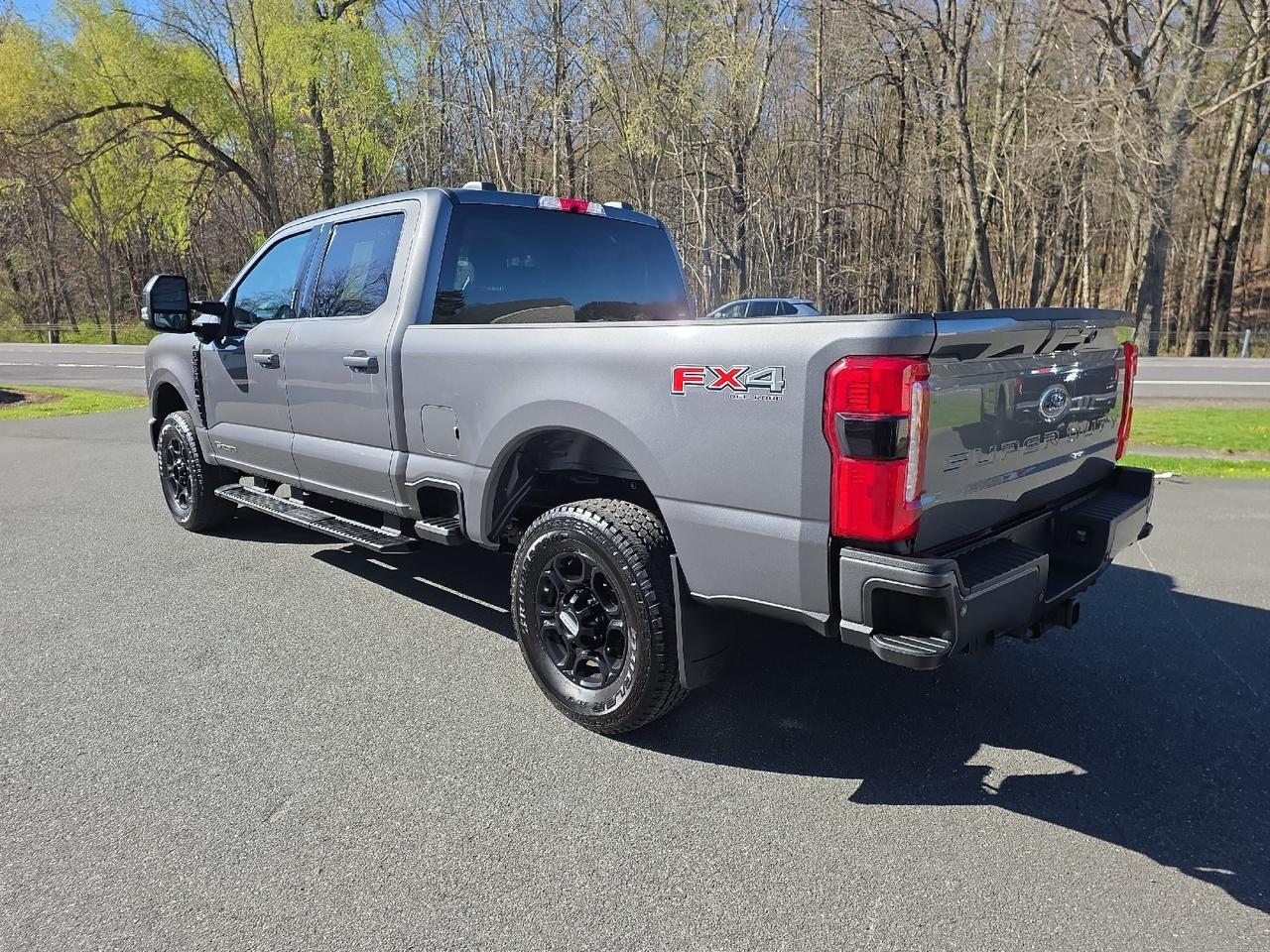 2023 Ford Super Duty F-250 SRW XLT