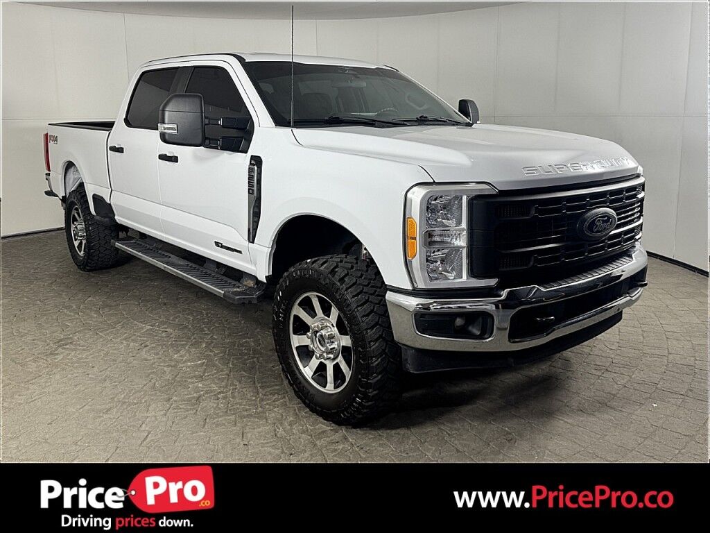 2023 Ford Super Duty F-250 XL 4WD Crew Cab Diesel Medium Bed w/FX4 Pkg Maumee OH