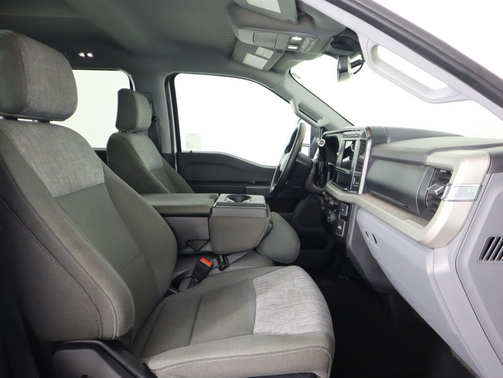 2023 Ford Super Duty F-250 XLT 4WD Crew Cab Diesel 8&apos; Box Maumee OH