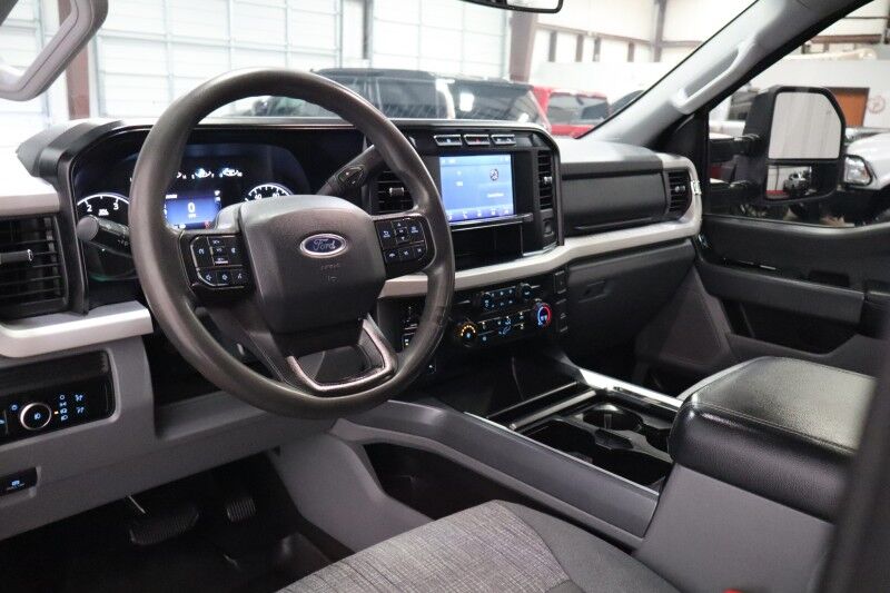 2023 Ford Super Duty F-250 XLT 6.7L Diesel King Ranch Wheels Ranch Hand 35in Tires Arlington TX
