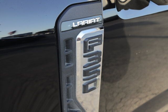 2023 Ford Super Duty F-350 DRW LARIAT New Braunfels TX