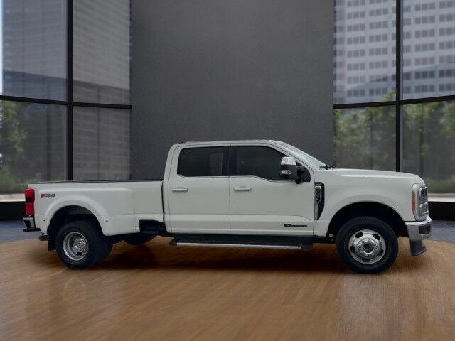 2023 Ford Super Duty F-350 DRW LARIAT San Juan TX