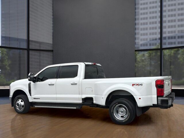 2023 Ford Super Duty F-350 DRW LARIAT San Juan TX