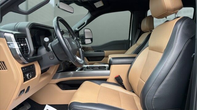 2023 Ford Super Duty F-350 DRW LARIAT San Juan TX