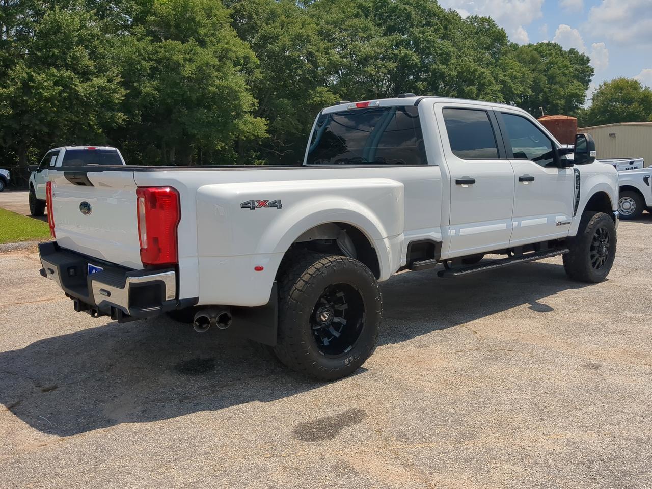 2023 Ford Super Duty F-350 DRW XL Appleton WI