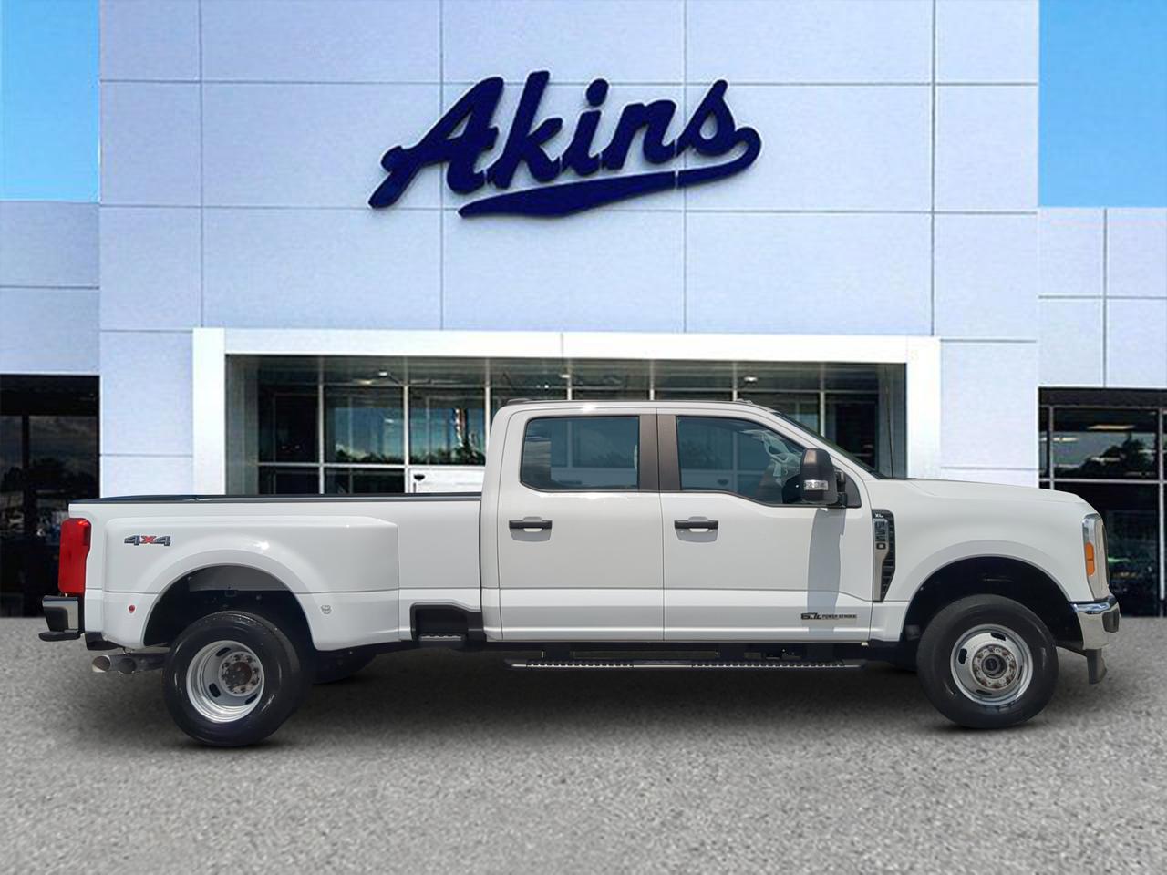 2023 Ford Super Duty F-350 DRW