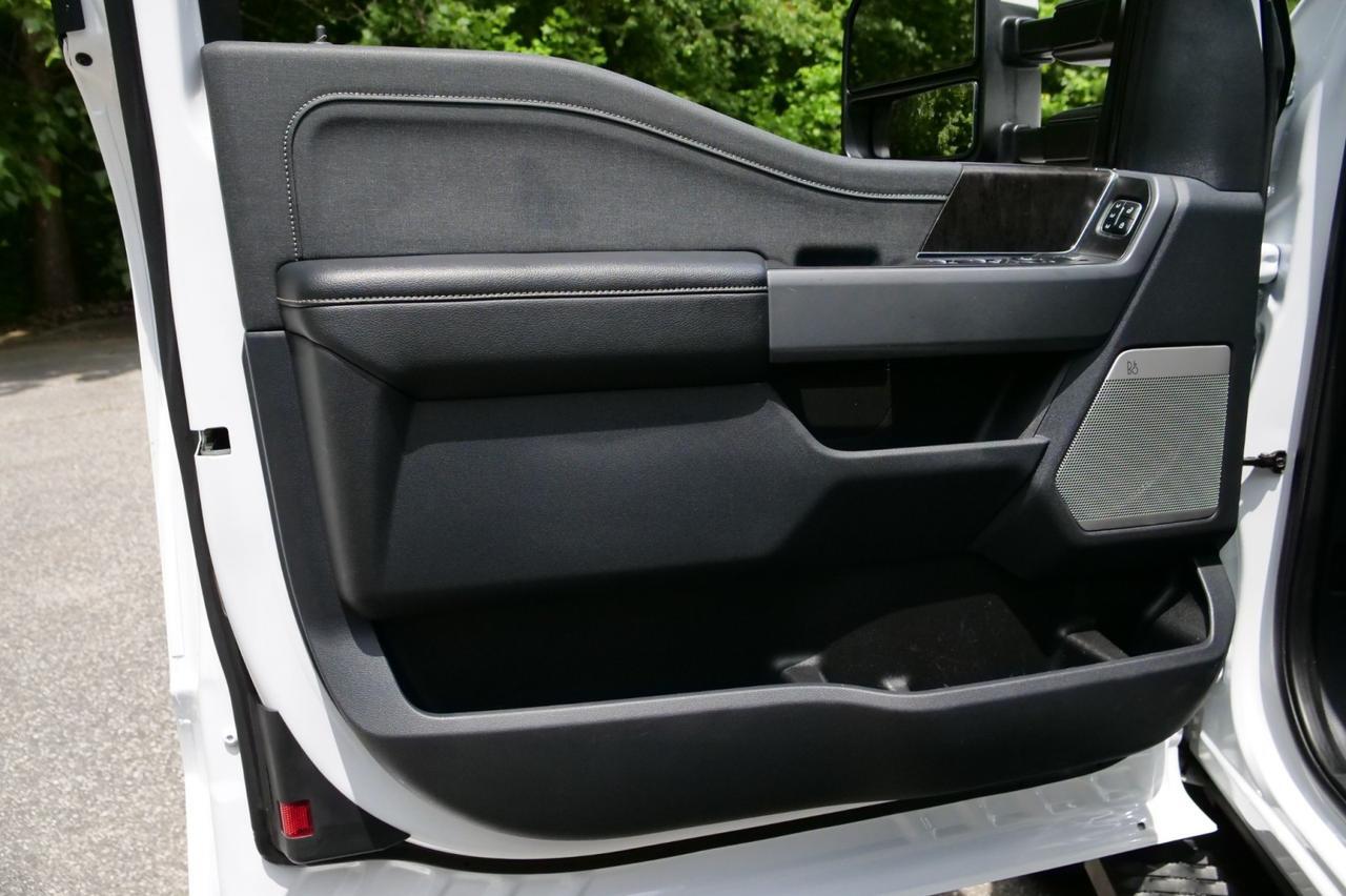 2023 Ford Super Duty F-350 LARIAT 4X4 / Tow Technology Package / 6.7L V8! Lincolnton NC