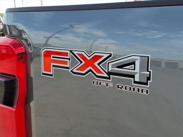 2023 Ford Super Duty F-350 SRW LARIAT  TX