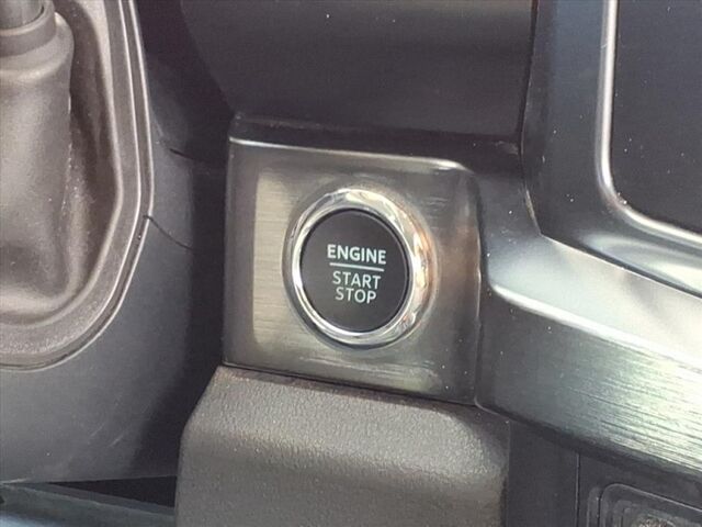 2023 Ford Super Duty F-350 SRW LARIAT  TX