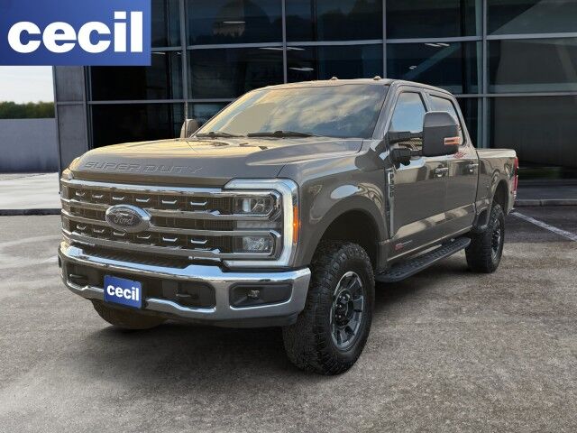 2023 Ford Super Duty F-350 SRW LARIAT