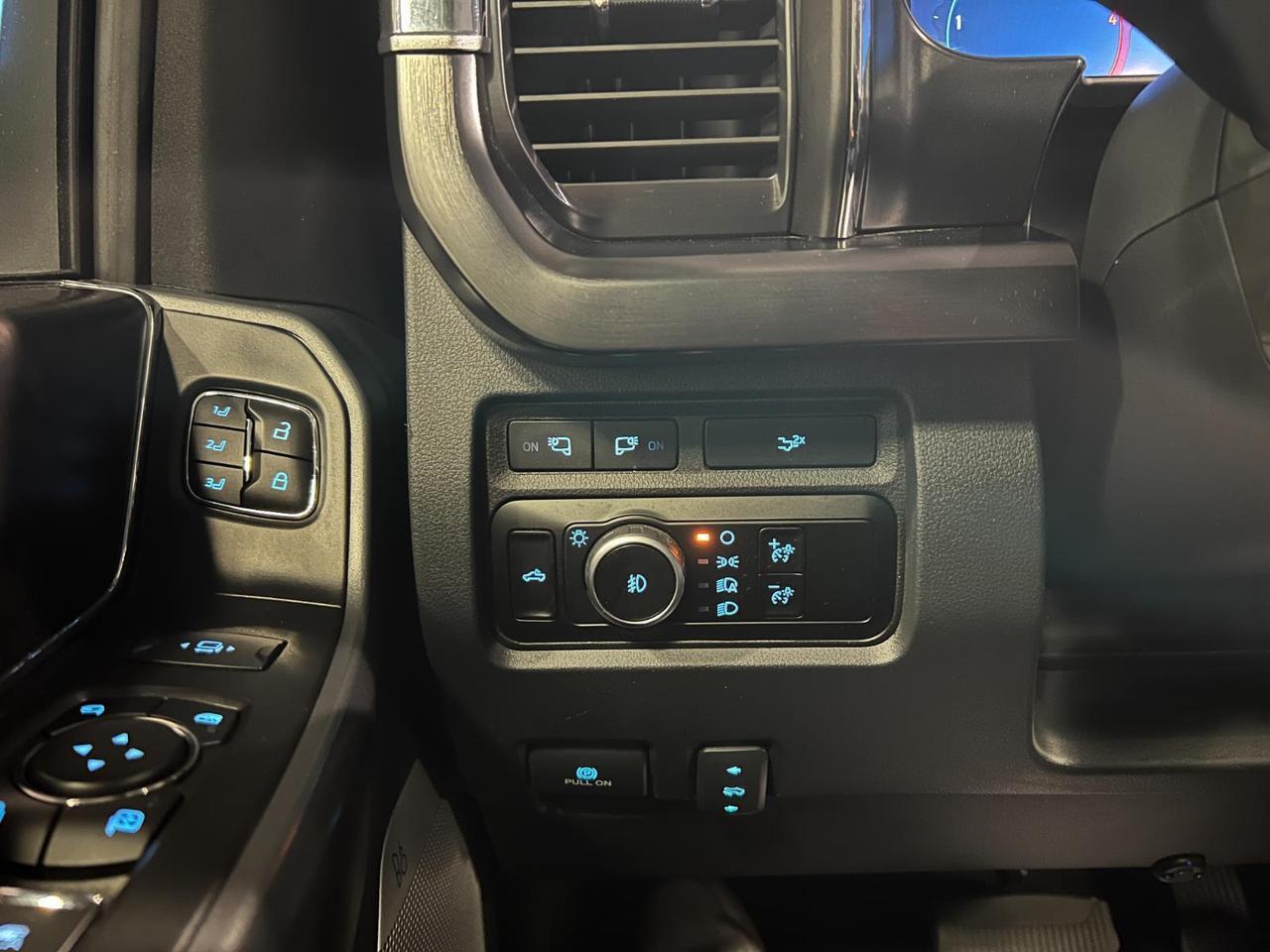 2023 Ford Super Duty F-350 SRW LARIAT Parker CO