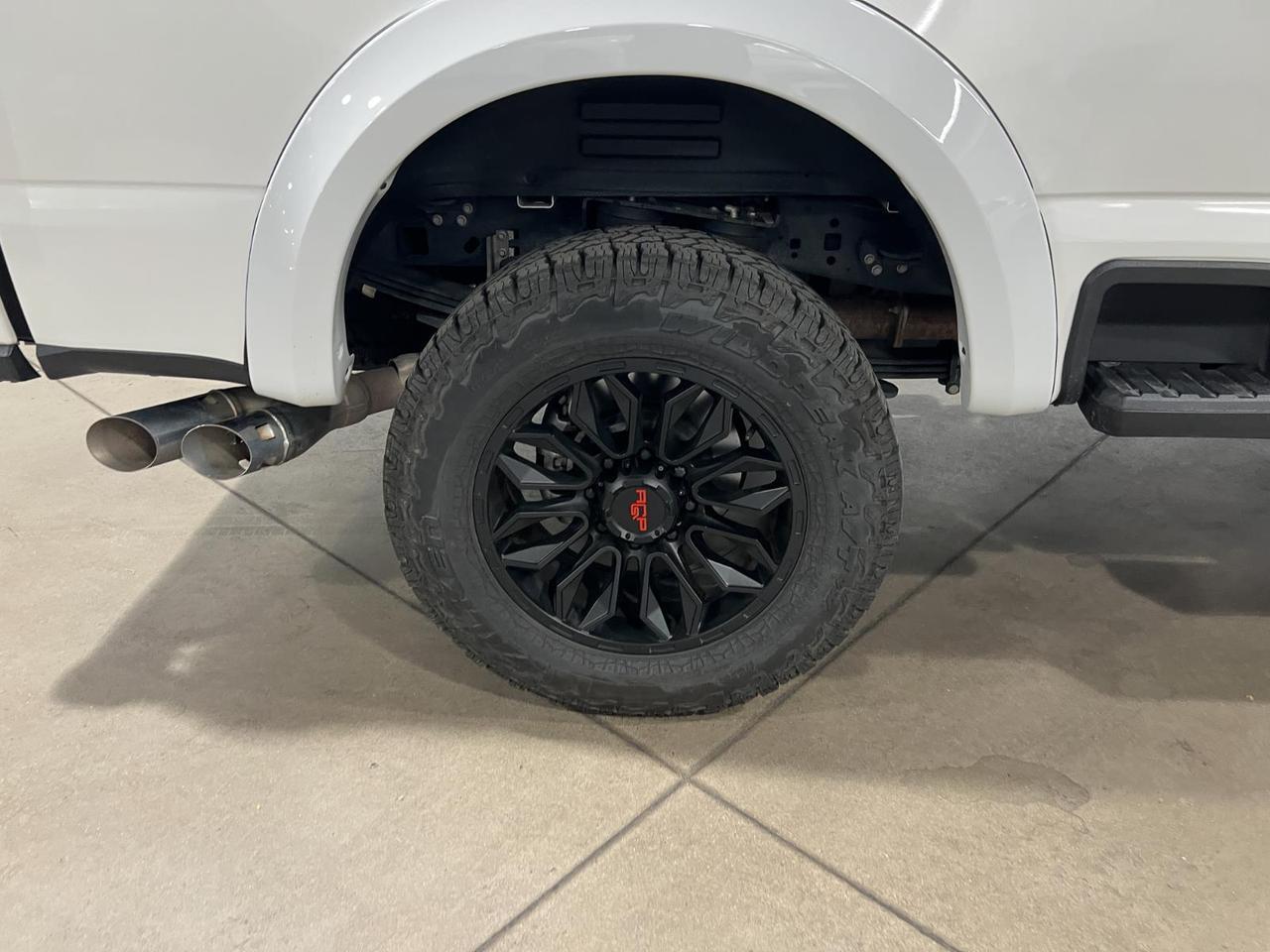 2023 Ford Super Duty F-350 SRW LARIAT Parker CO