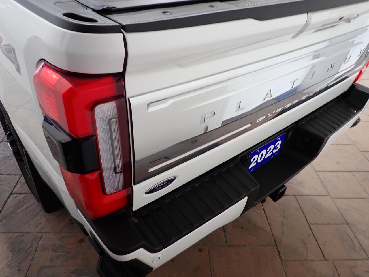 2023 Ford Super Duty F-350 SRW PLATINUM CREW *DIESEL* LEATHER NAVI Listowel ON