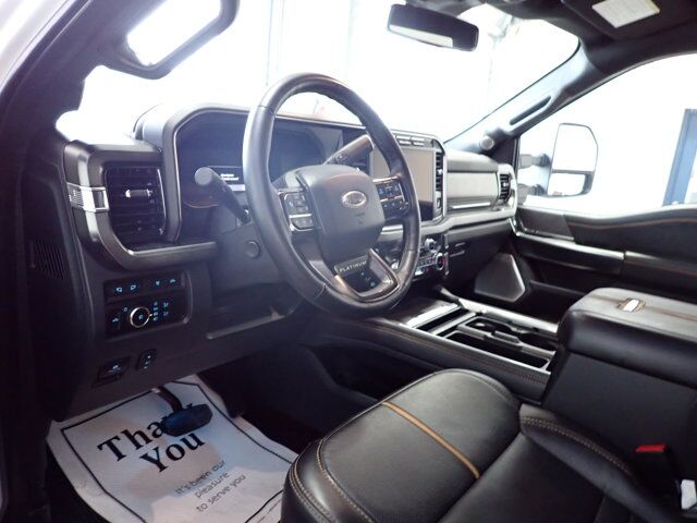 2023 Ford Super Duty F-350 SRW PLATINUM CREW *DIESEL* LEATHER NAVI Listowel ON