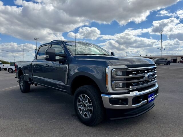 2023 Ford Super Duty F-350 SRW Platinum  TX