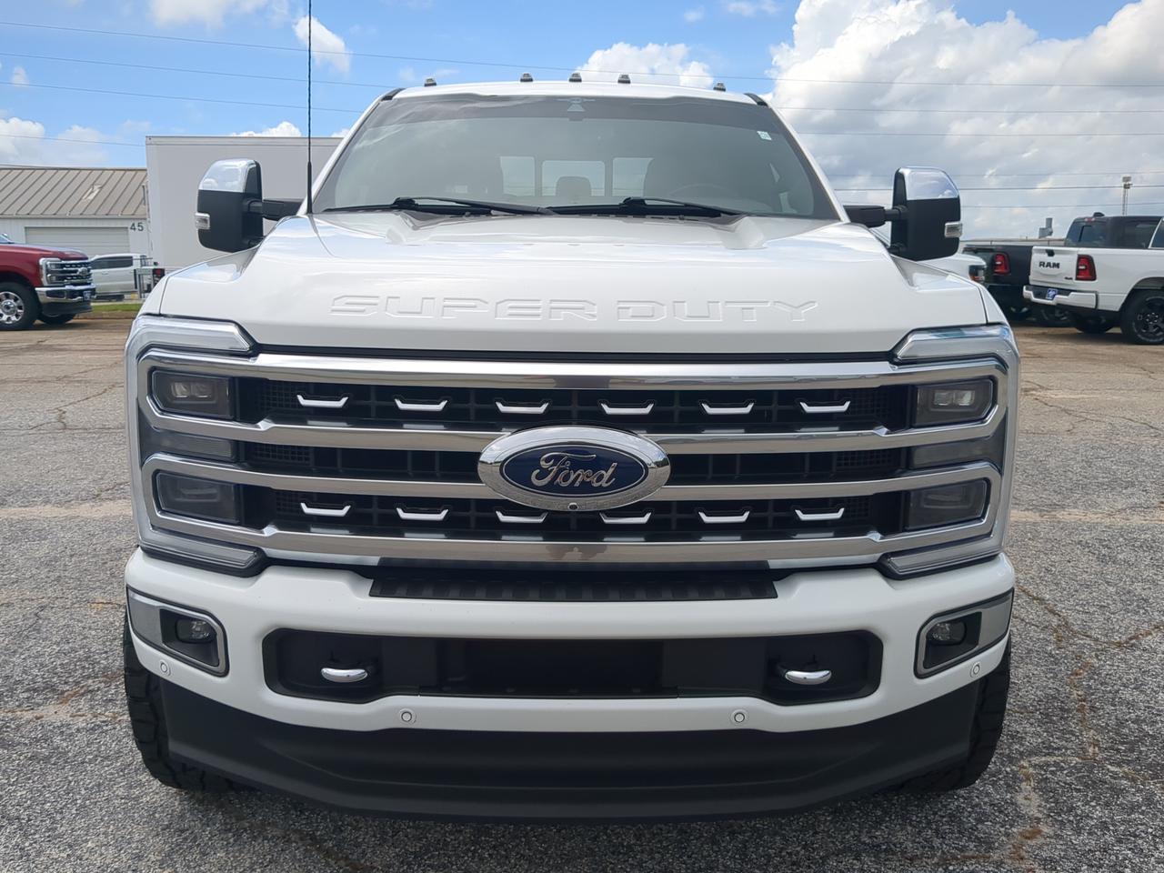 2023 Ford Super Duty F-350 SRW Platinum Appleton WI