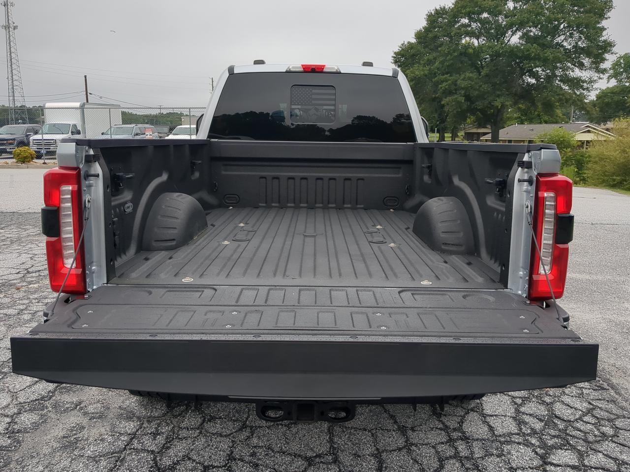 2023 Ford Super Duty F-350 SRW XLT Appleton WI