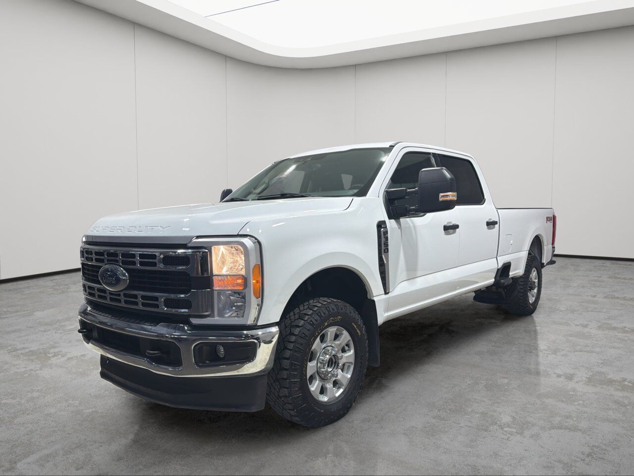 2023 Ford Super Duty F-350 SRW XLT