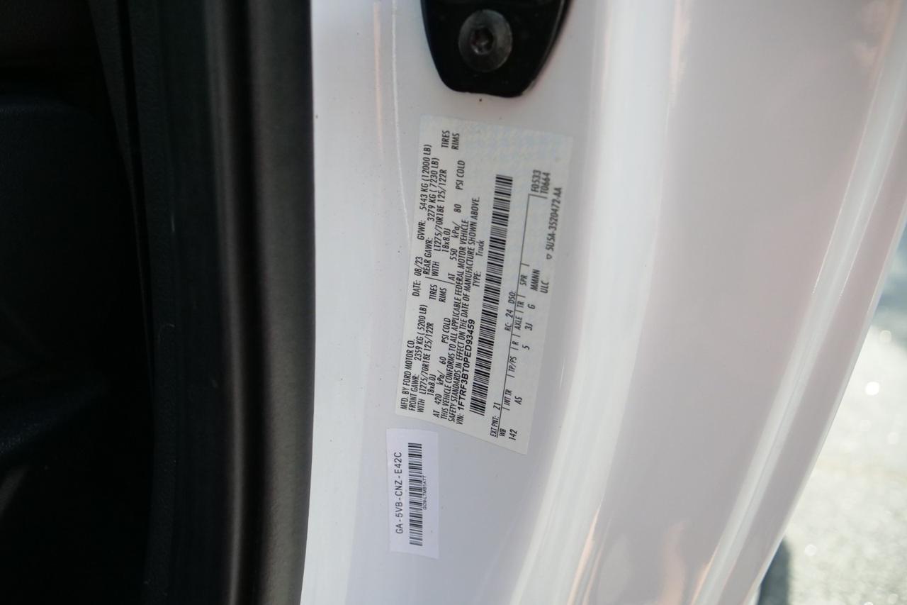 2023 Ford Super Duty F-350 XL 4X4 / 6.7L V8 Diesel / Tailgate Step! High Point NC