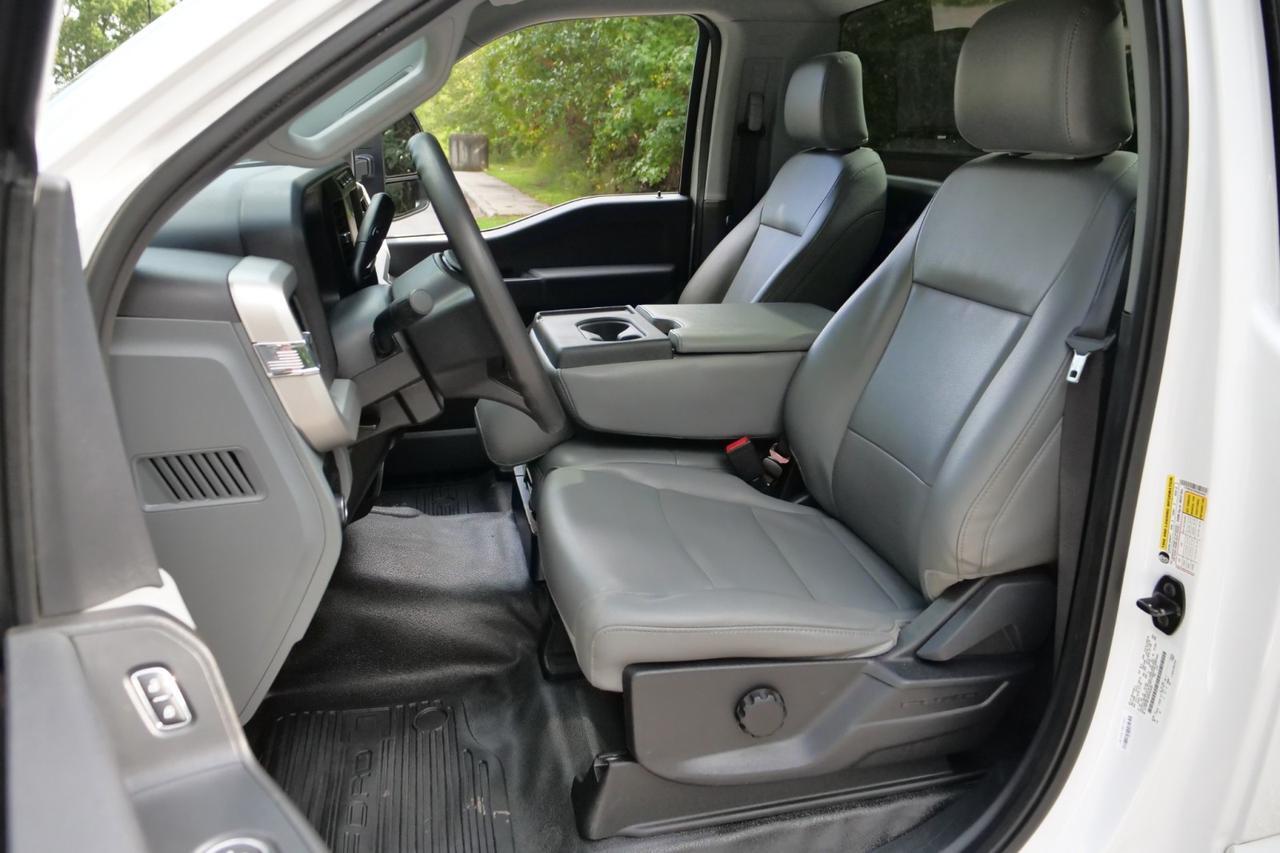 2023 Ford Super Duty F-350 XL 4X4 / 6.7L V8 Diesel / Tailgate Step! High Point NC