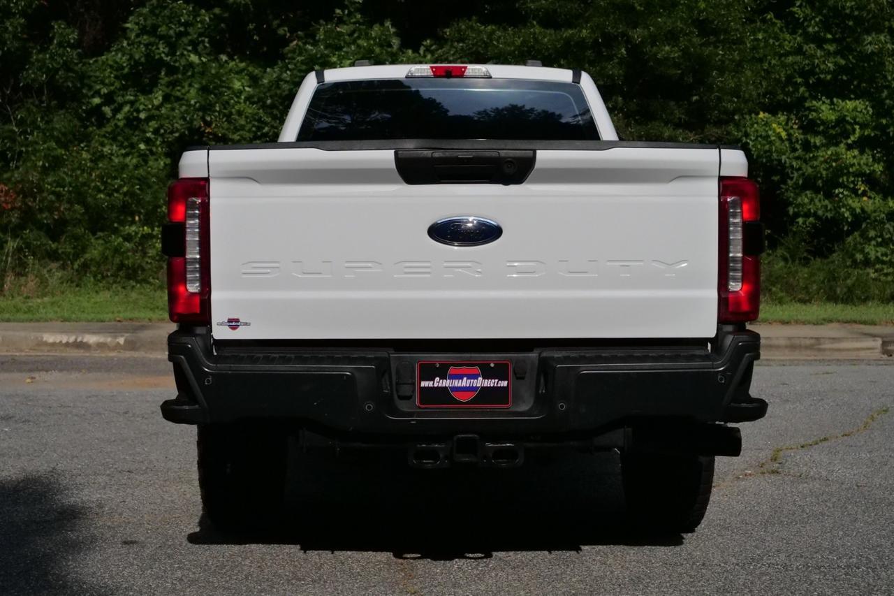 2023 Ford Super Duty F-350 XL 4X4 / 6.7L V8 Diesel / Tailgate Step! High Point NC