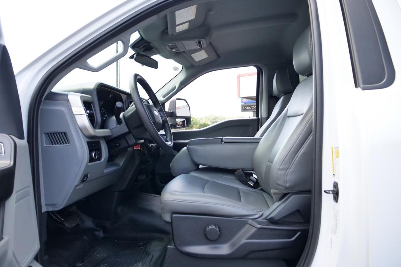 2023 Ford Super Duty F-350 XL 4X4 / 6.7L V8 Diesel / Tailgate Step! Lincolnton NC